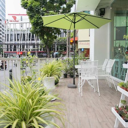 Mali @Silom Boutique Hotel Bangkok Exterior photo